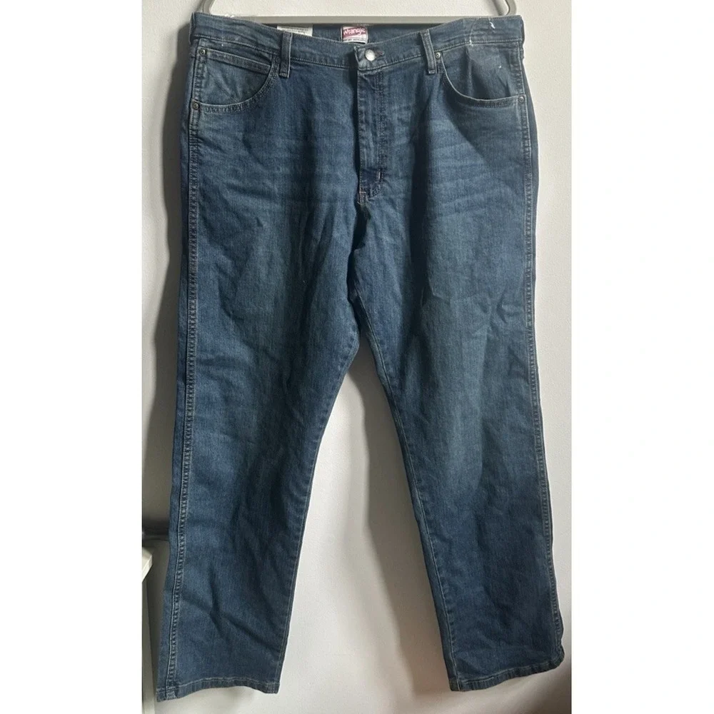 Wrangler Relaxed Fit Rugged Wear NWT Jeans 36x32 Blue Office‎ Work Rodeo NWT